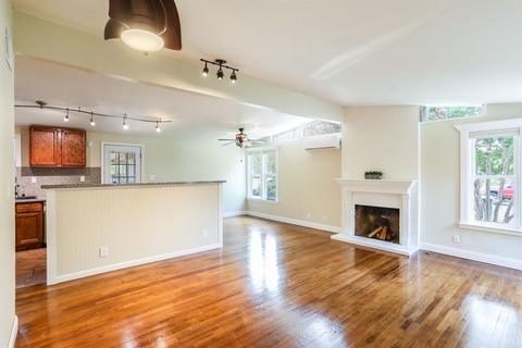 4805 Saint Lynn Ln, Carmichael, CA 95608 photo 4
