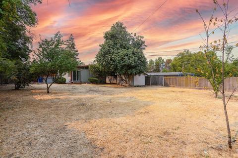 4805 Saint Lynn Ln, Carmichael, CA 95608 photo 3