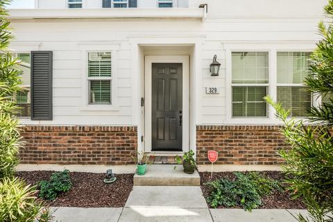 329 Colner Cir, Folsom, CA 95630 photo 2
