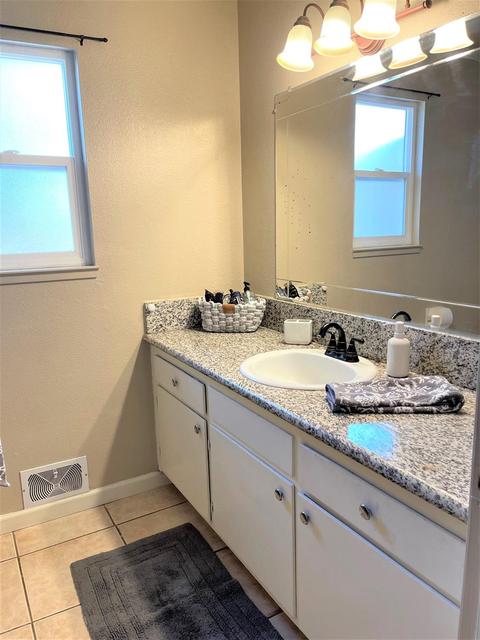 390 E Tuolumne Rd, Turlock, CA 95382 photo 18