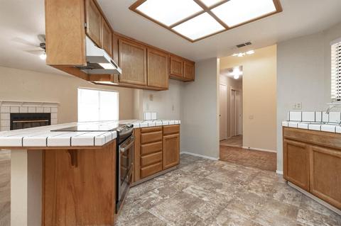 1602 Charlottesville Ln, Ceres, CA 95307 photo 11