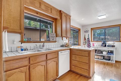 17300 Smokey River Dr, Sonora, CA 95370 photo 42