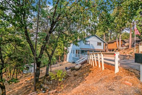 17300 Smokey River Dr, Sonora, CA 95370 photo 2