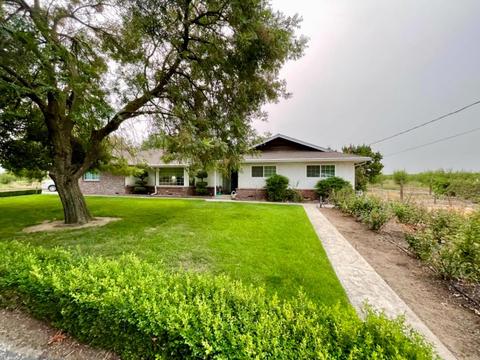 21143 S Olive Ave, Ripon, CA 95366 photo 1