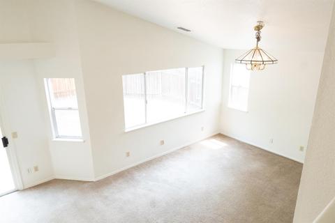 8608 Oakenshield, Antelope, CA 95843 photo 11