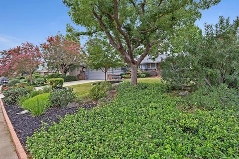 4413 Northampton Dr, Carmichael, CA 95608 photo 5