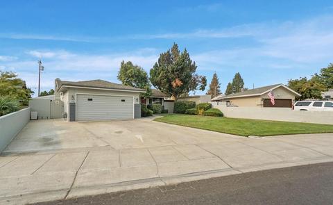 2420 Aladdin Way, Lodi, CA 95242 photo 3