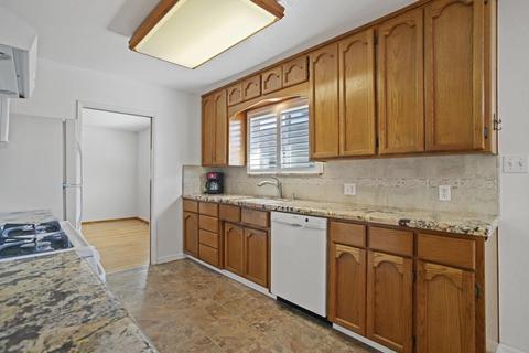 621 Grant Ave, Lodi, CA 95240 photo 9
