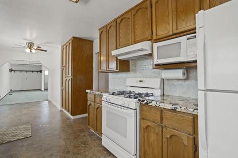 621 Grant Ave, Lodi, CA 95240 photo 8
