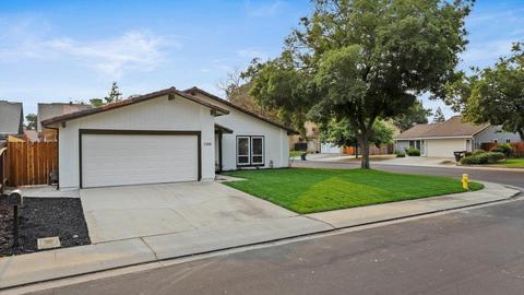 1500 Radcliffe Ave, Modesto, CA 95358 photo 2