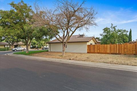 1500 Radcliffe Ave, Modesto, CA 95358 photo 4