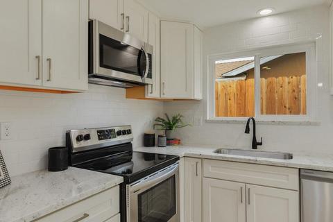 1500 Radcliffe Ave, Modesto, CA 95358 photo 17