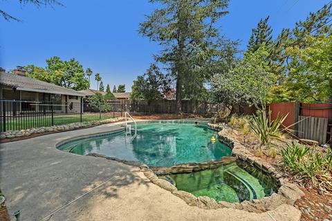 4734 Wilmer St, Carmichael, CA 95608 photo 4