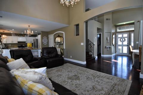 1140 E Springer Dr, Turlock, CA 95382 photo 12