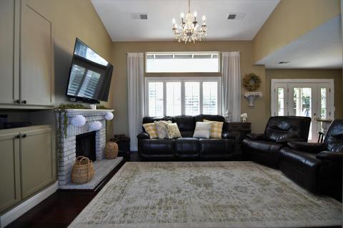 1140 E Springer Dr, Turlock, CA 95382 photo 13