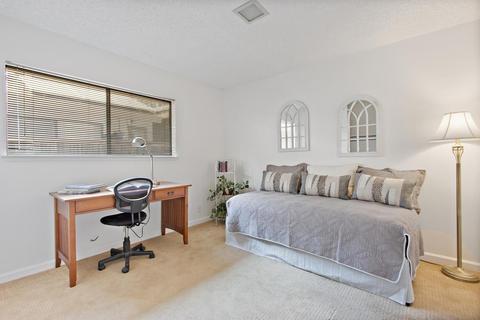 704 Barcelona Ave, Davis, CA 95616 photo 18