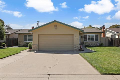 2132 Jackson St, Lodi, CA 95242 photo 2