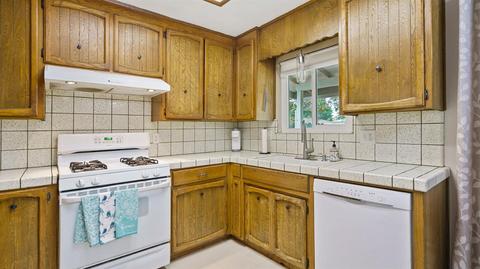 844 Jade Pl, Manteca, CA 95336 photo 9
