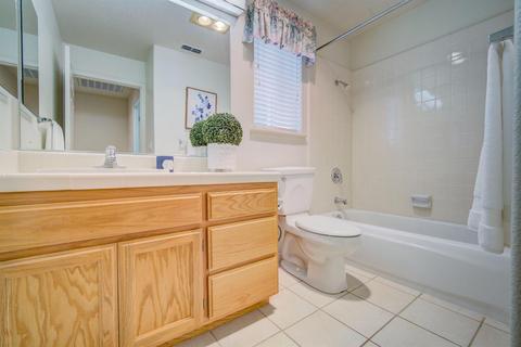 100 Laquart Ct, Folsom, CA 95630 photo 16