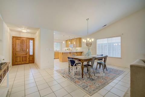 100 Laquart Ct, Folsom, CA 95630 photo 8