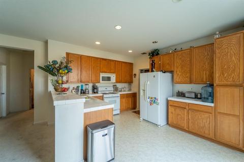 13043 Spar St, Lathrop, CA 95330 photo 13