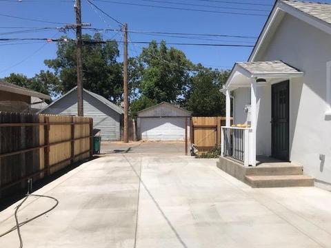 517 E Tokay Aly, Lodi, CA 95240 photo 3
