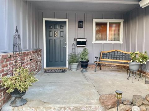 421 Derby Ln, Modesto, CA 95350 photo 3