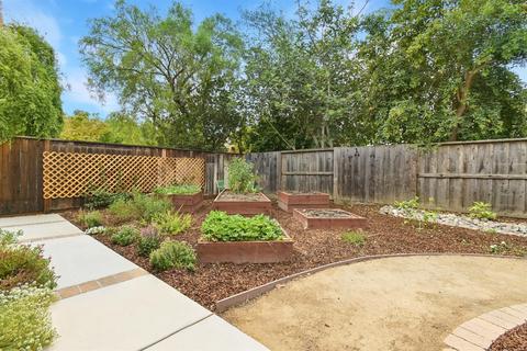 228 Ipanema Pl, Davis, CA 95616 photo 28