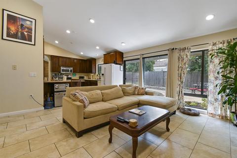 228 Ipanema Pl, Davis, CA 95616 photo 6