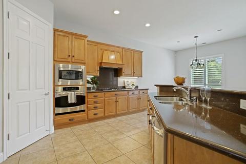 1216 Maple Leaf Ct, Manteca, CA 95336 photo 15