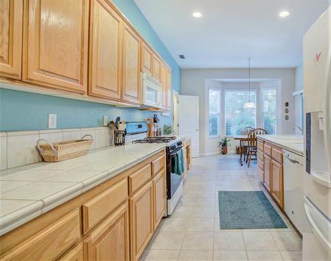 2831 Springfield Dr, Rocklin, CA 95765 photo 16