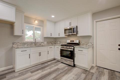 1512 Lorry Ave, Modesto, CA 95355 photo 7