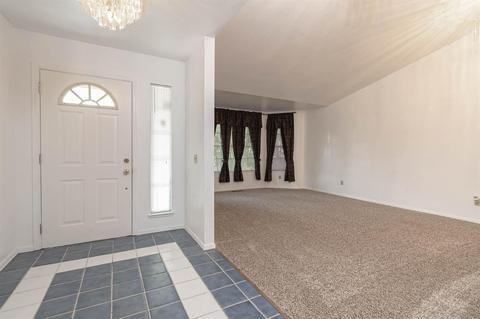 1140 Rose Ave, Modesto, CA 95355 photo 5