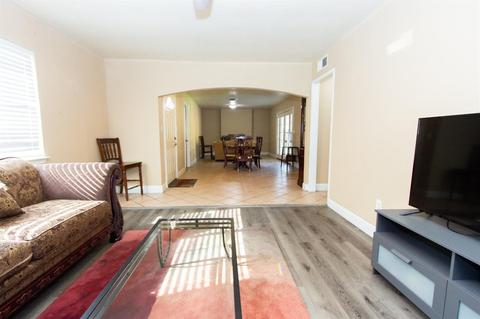 2400 Cheryl Ln, Modesto, CA 95350 photo 4
