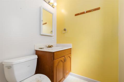 5010 Kinross Rd, Carmichael, CA 95608 photo 21