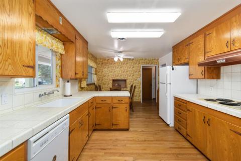 5010 Kinross Rd, Carmichael, CA 95608 photo 3