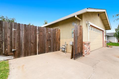 327 Pecan, Ripon, CA 95366 photo 31