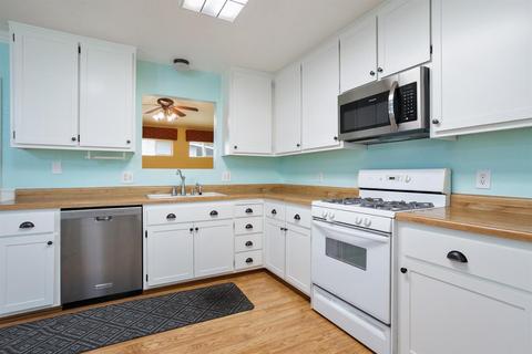 327 Pecan, Ripon, CA 95366 photo 3