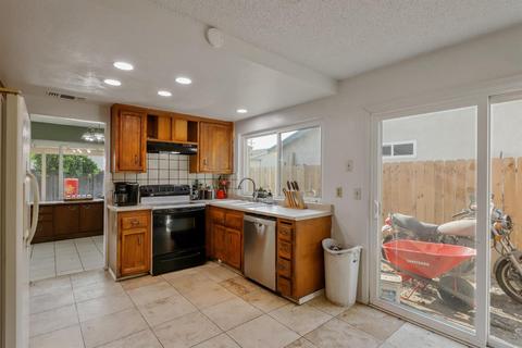 3536 Longbridge Dr, Modesto, CA 95356 photo 12