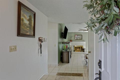 3536 Longbridge Dr, Modesto, CA 95356 photo 5
