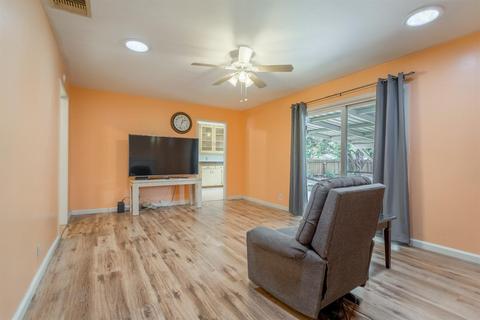 2217 Cornwell Ave, Modesto, CA 95350 photo 11