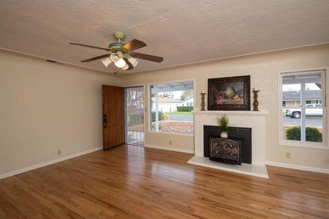 1301 Kurt Ave, Modesto, CA 95350 photo 9