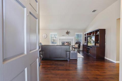 3029 Perry Ln, Tracy, CA 95377 photo 9