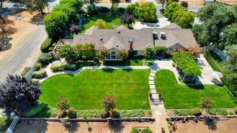 9809 Harvey Rd, Galt, CA 95632 photo 2