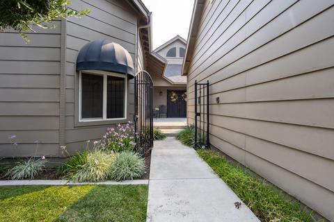 3824 Cougar Pl, Modesto, CA 95356 photo 3