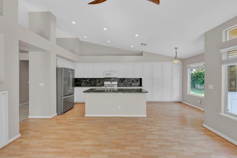 1424 Eligio Ln, Davis, CA 95618 photo 10