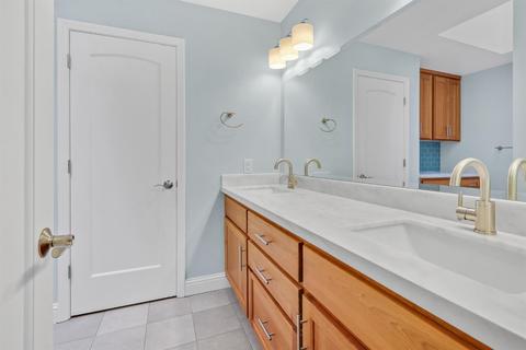 181 Fall River Dr, Folsom, CA 95630 photo 35