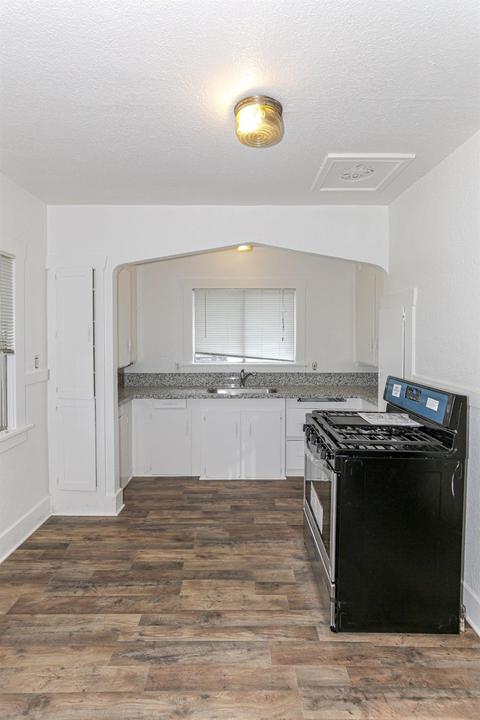 624 2nd St, Modesto, CA 95351 photo 17