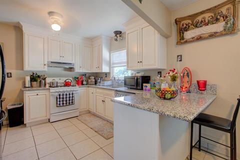 835 S Washington St, Lodi, CA 95240 photo 20