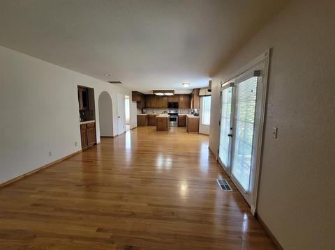 1117 Pebble Ln, Modesto, CA 95355 photo 12